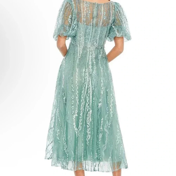 Mac Duggal Style 20485 Plus Size 18 - Picture 3 of 7